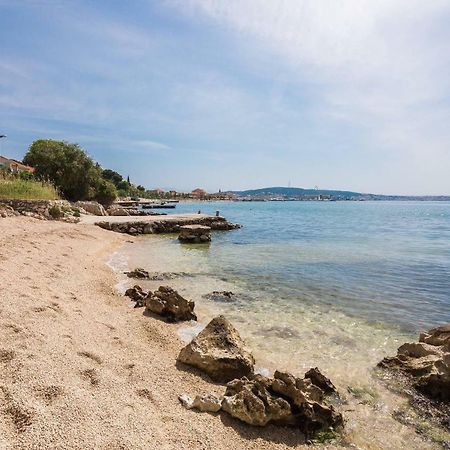 Gem Of The Sea Luxury Beach Apartment With Brand New Heating Infinity Pool Trogir Dış mekan fotoğraf